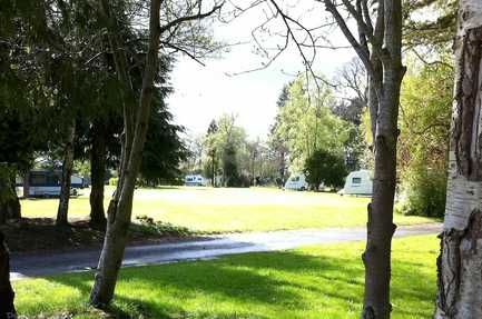 Ballinacourty House Caravan and Camping Park