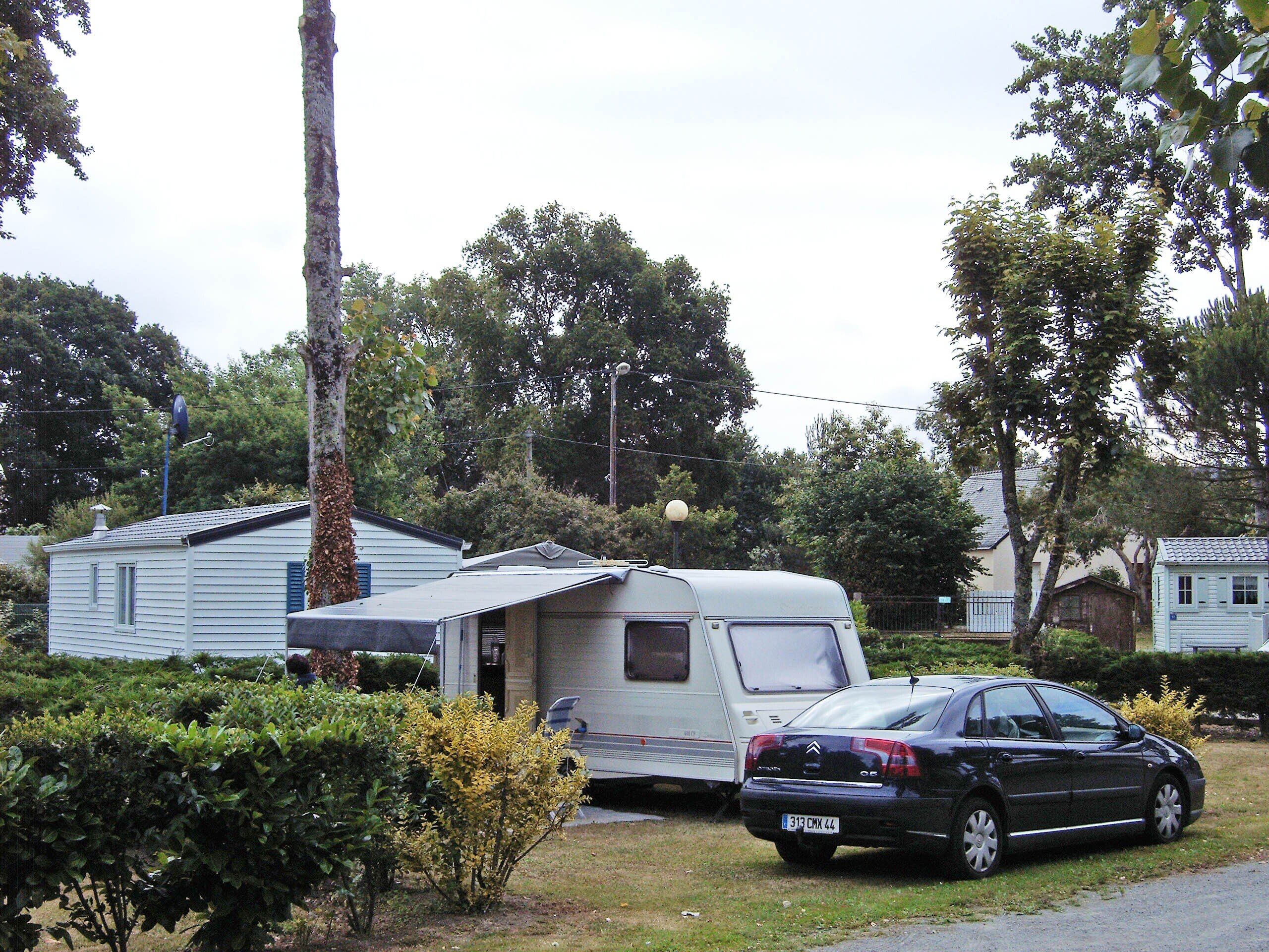 Camping Du Domaine De Pont Mahé