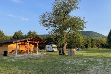 Camping Pastravul