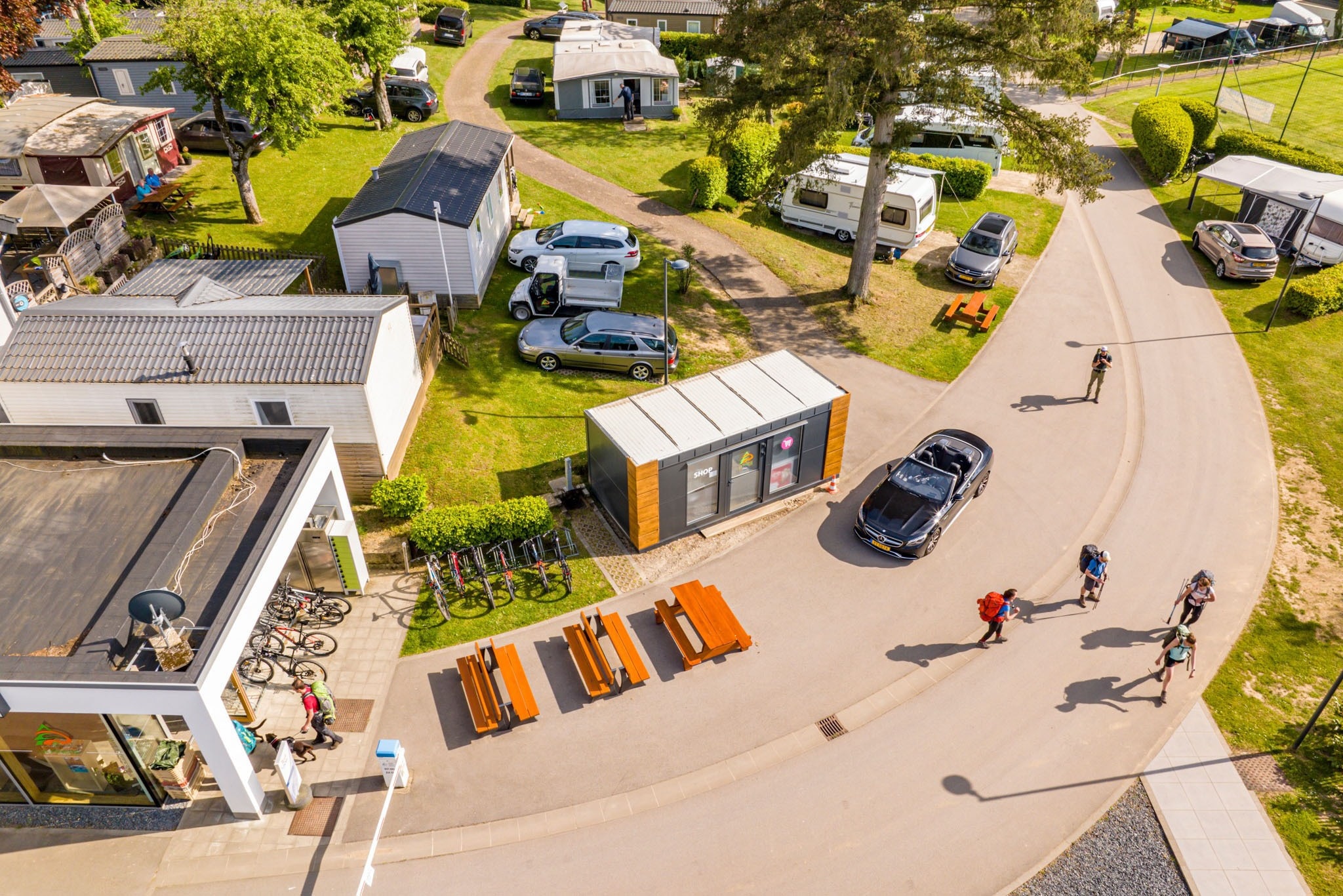 Camping La Pinède