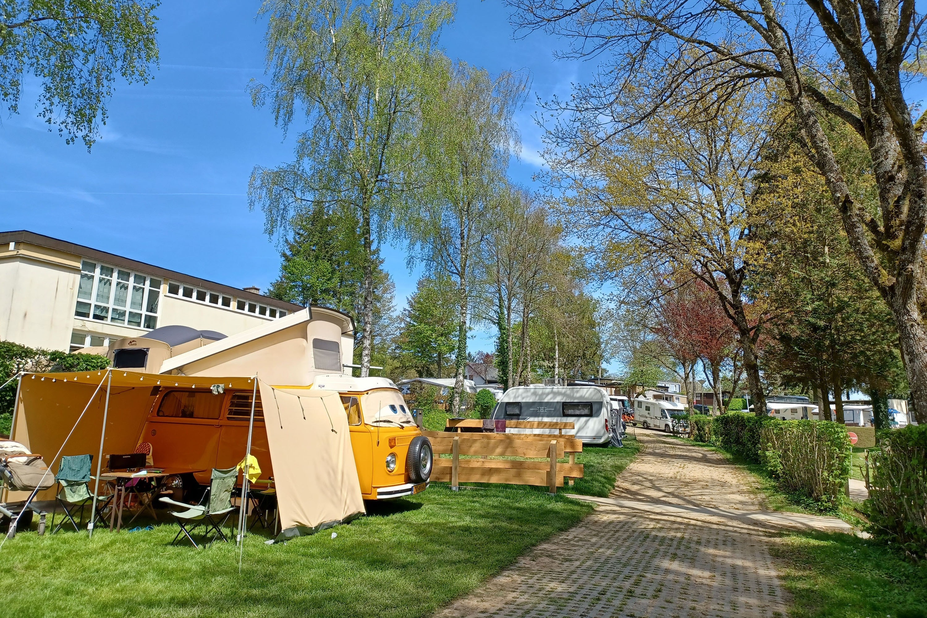 Camping La Pinède