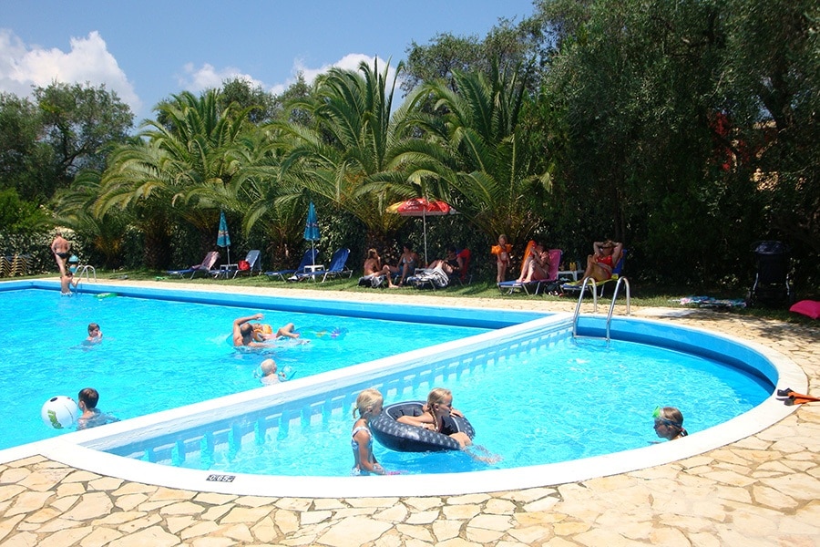 Camping Karda Beach and Bungalows