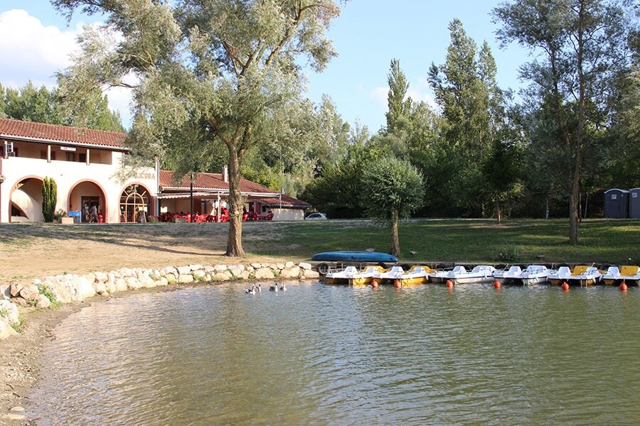Flower Camping du Lac de la Thésauque