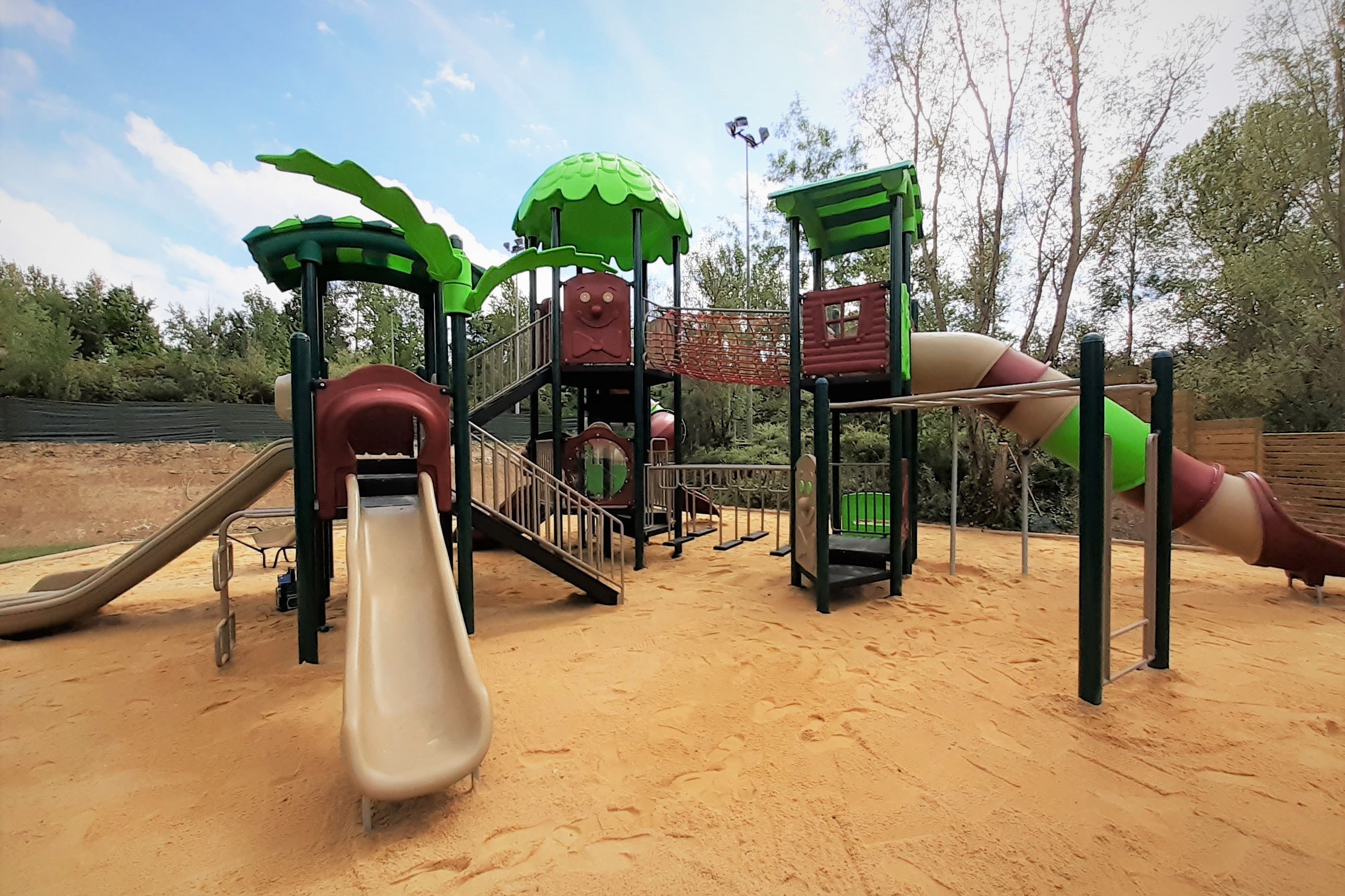 Flower Camping du Lac de la Thésauque