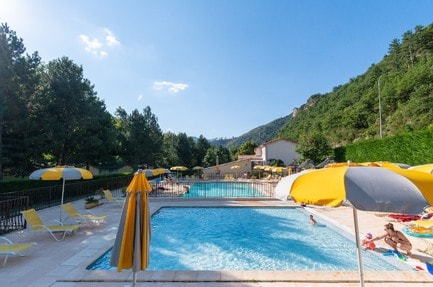 Camping Les Eaux Chaudes