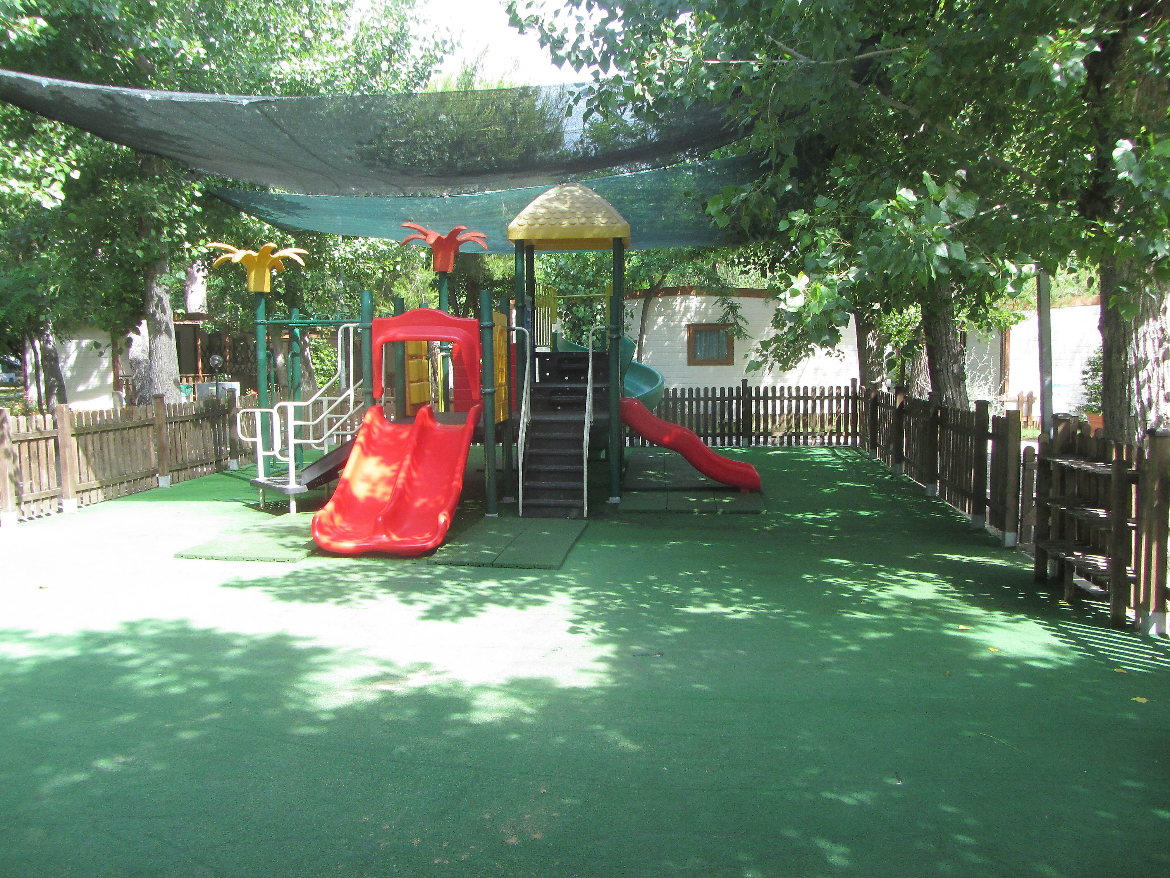 Pineto Beach Village & Camping