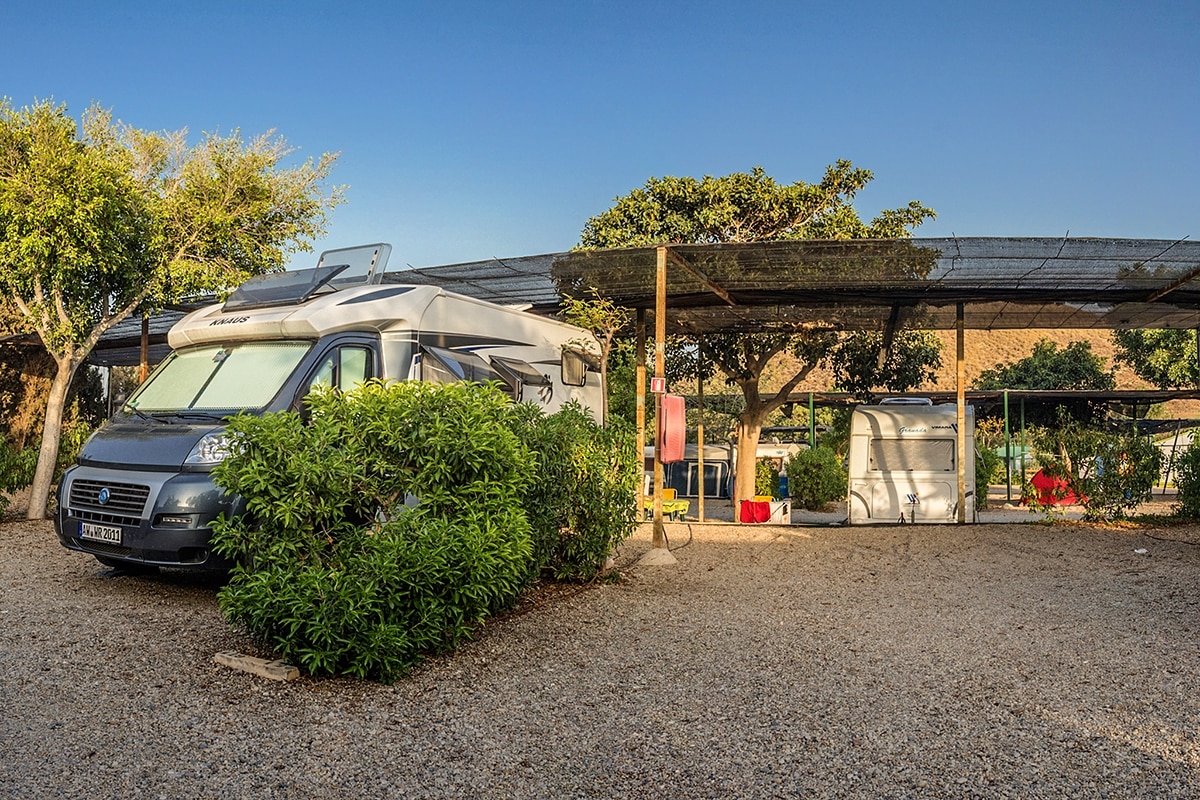 Camping Los Escullos