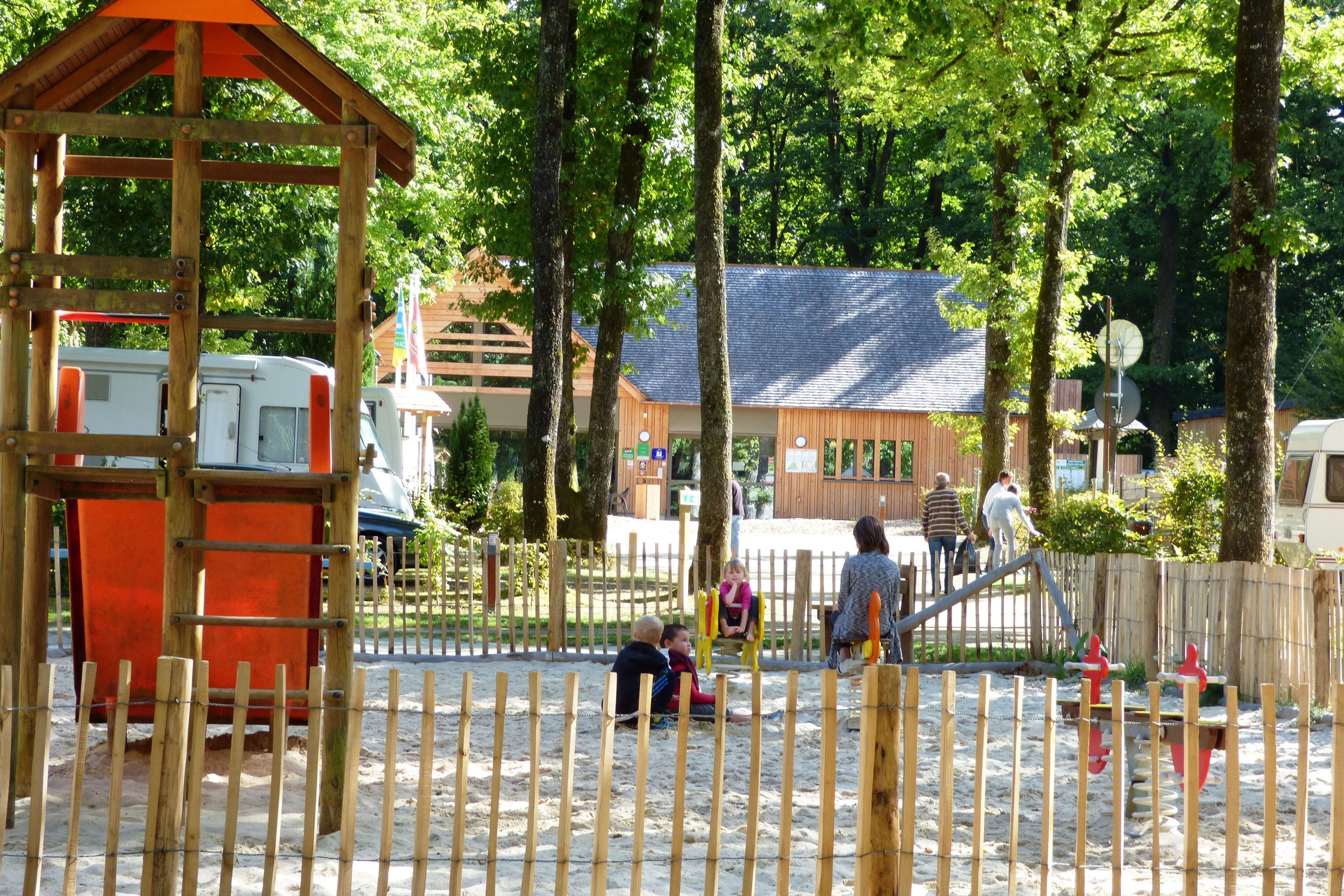 Camping Seasonova de La Forêt