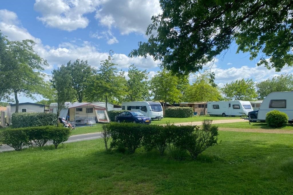 Flower Camping Val de Vie