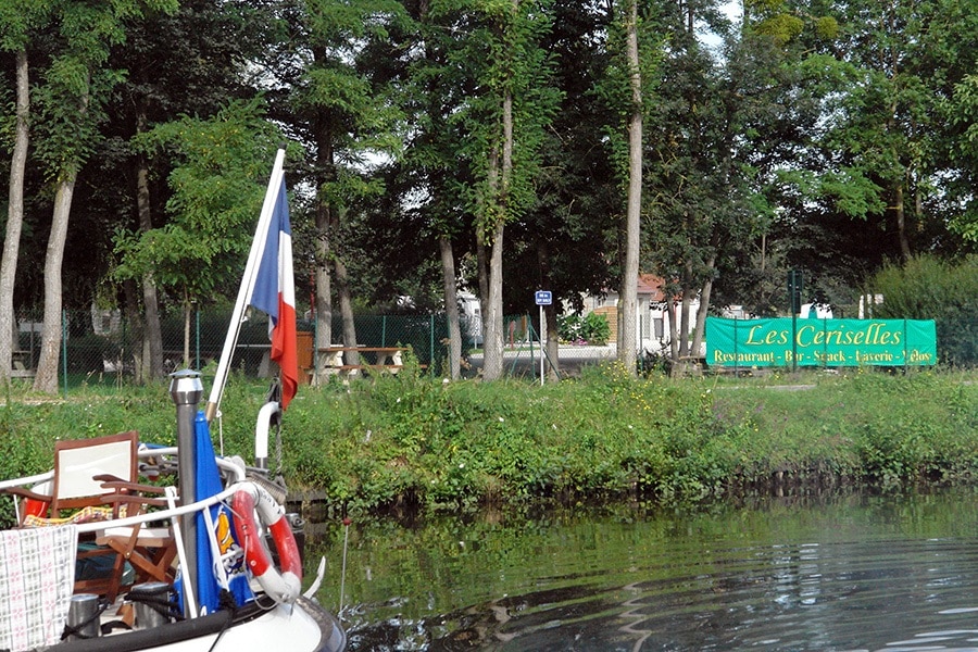 Camping Les Ceriselles