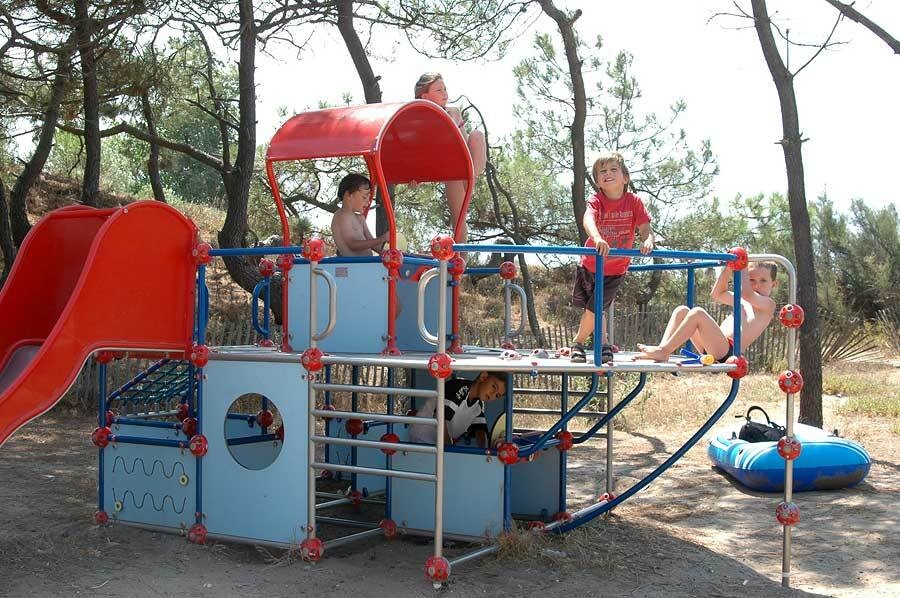 Camping La Tamarissière