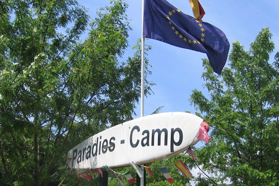 Paradies-Camp