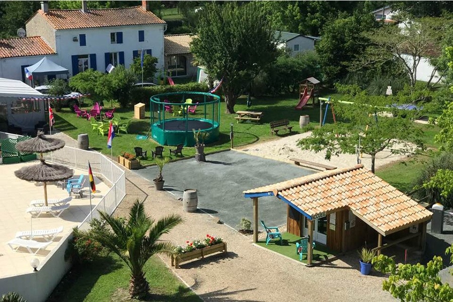 Camping Ushuaïa Villages La Chesnays