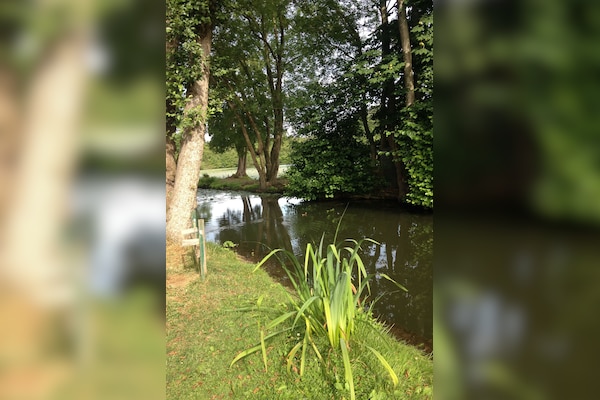 Camping Les Berges de l'Iton