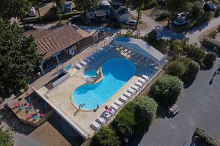 Camping Paradis La Cailletière