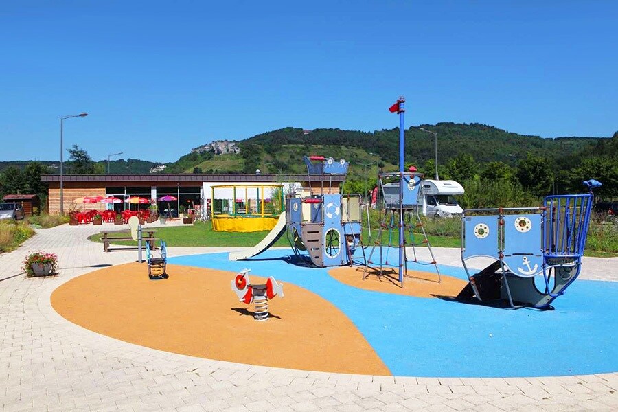 Camping Ecologique La Roche d'Ully