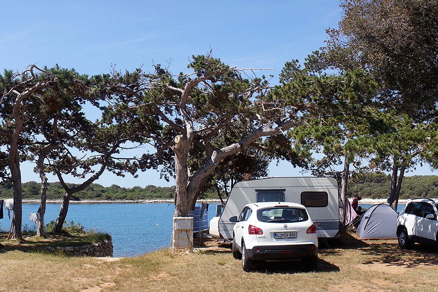 Camp Peškera