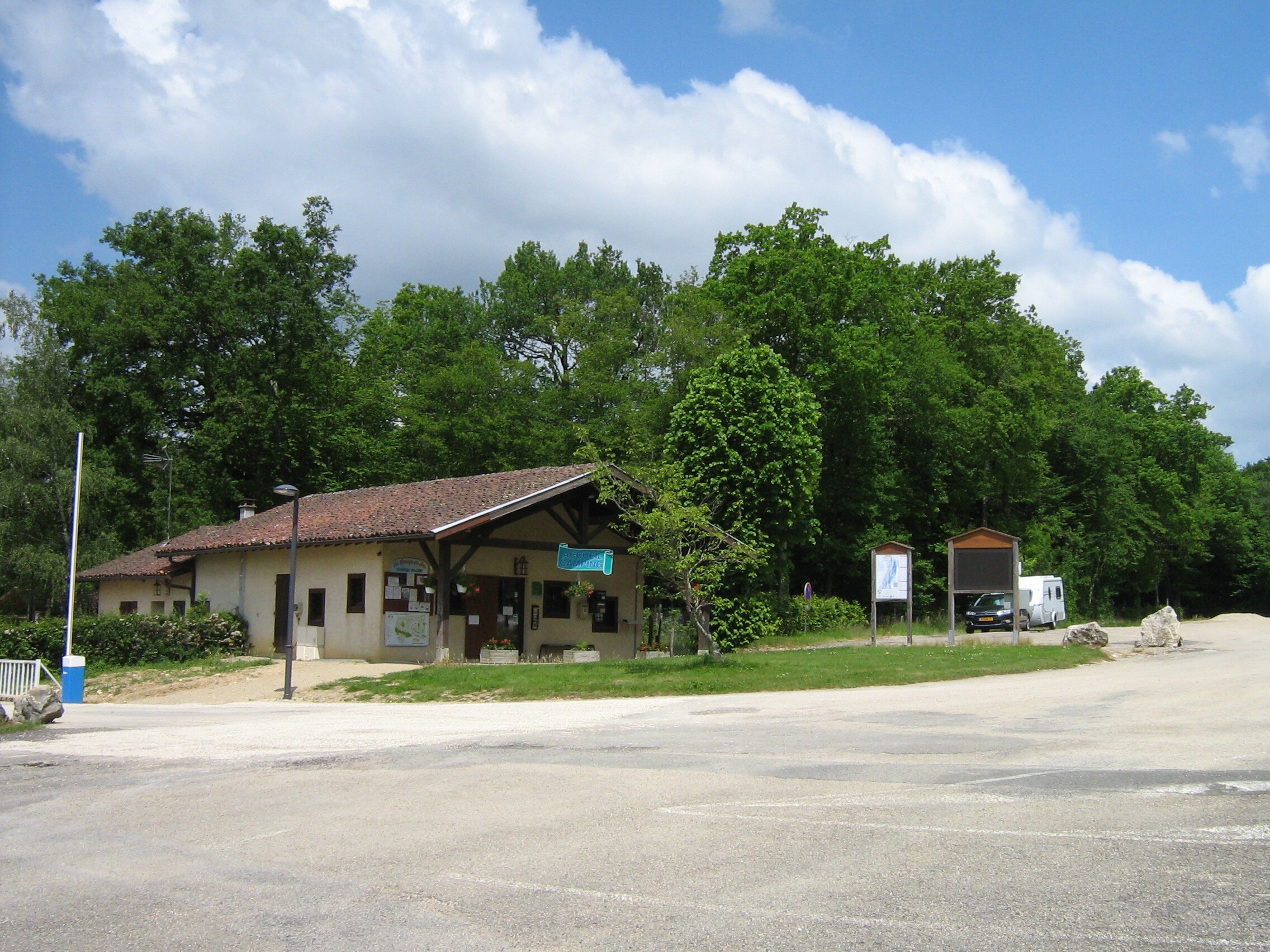 Camping Mun. La Grange du Pin