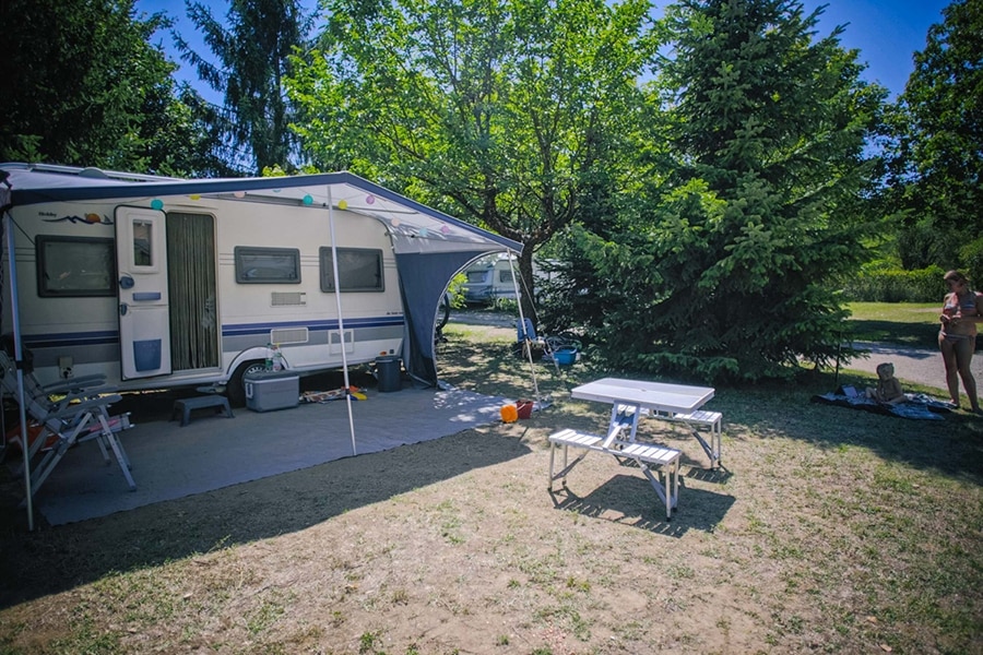 Camping Les Plages de l'Ain