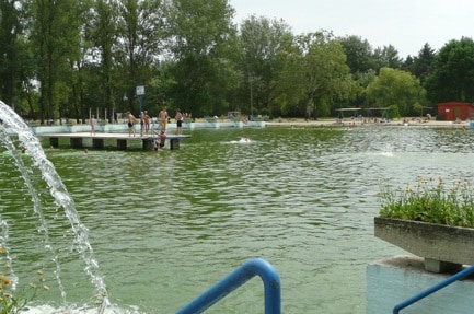 Sziksósfürdö Kemping