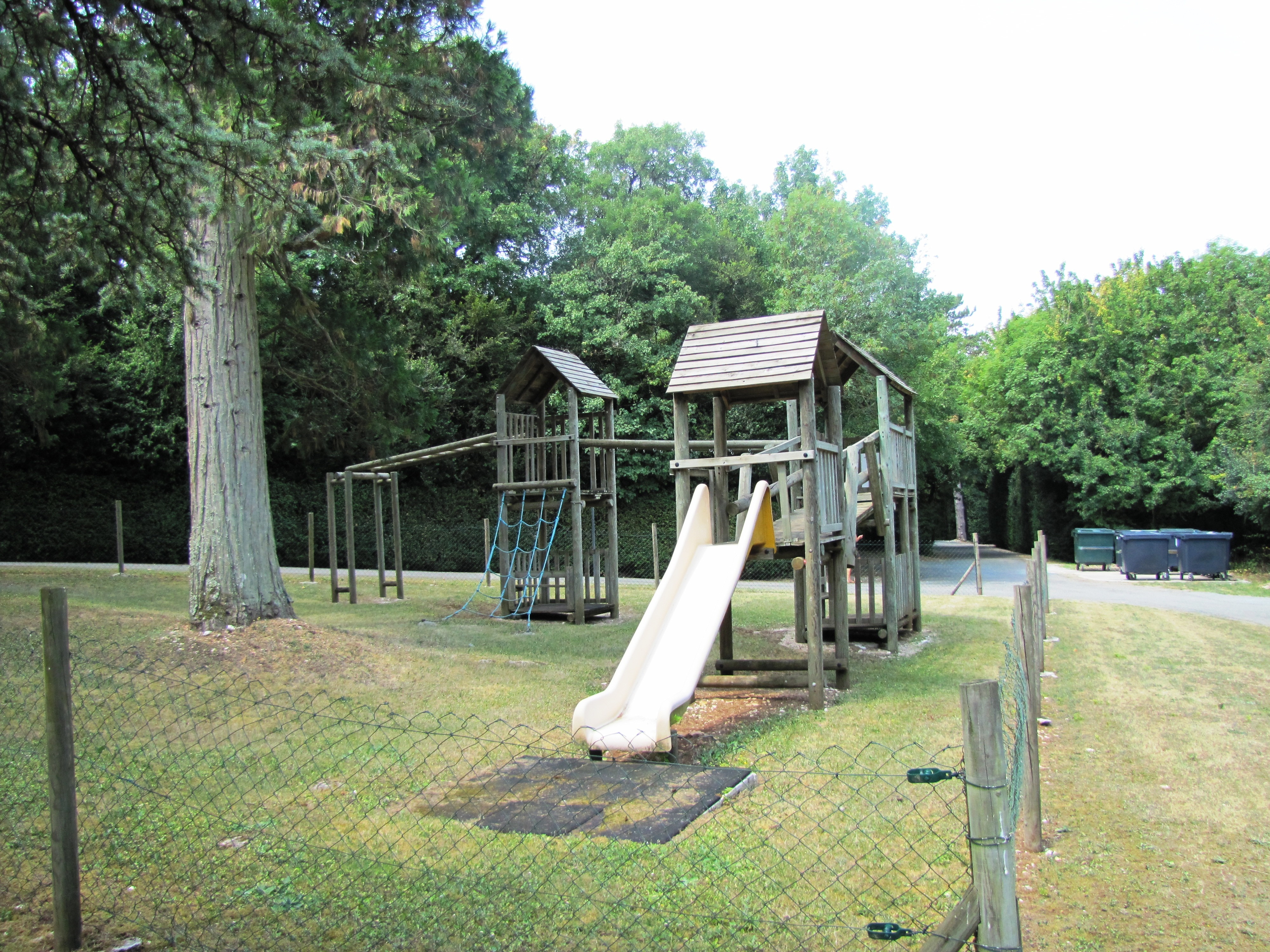 Camping Château de Lacomté