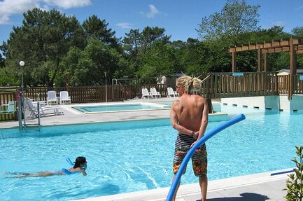 Camping Les Pins Bleus