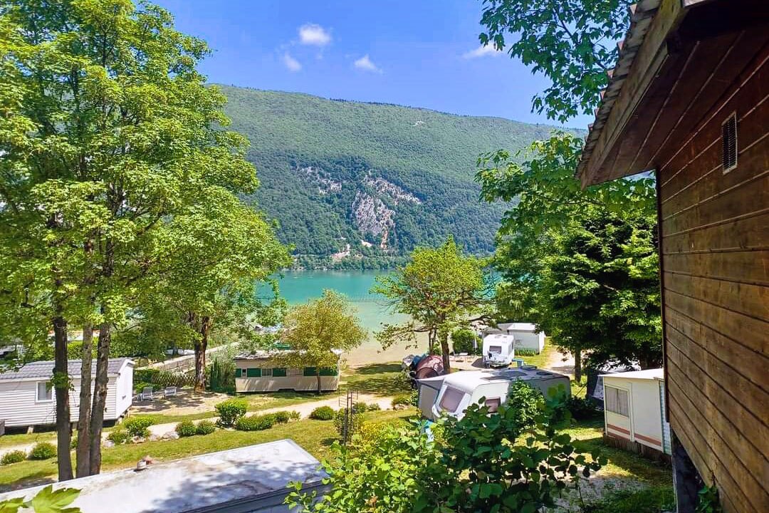 Camping Huttopia Lac d'Aiguebelette