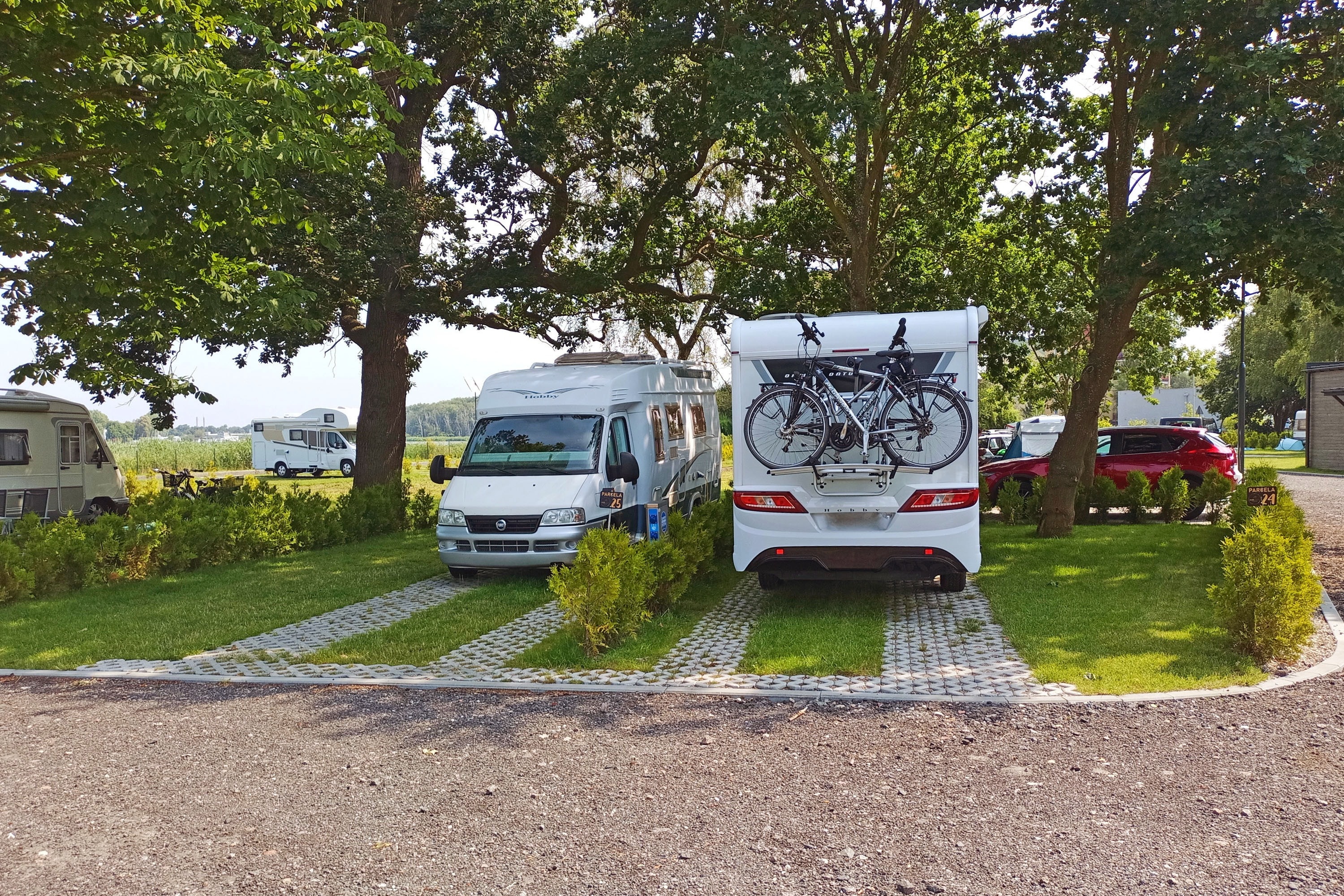 Camping Black Pearl