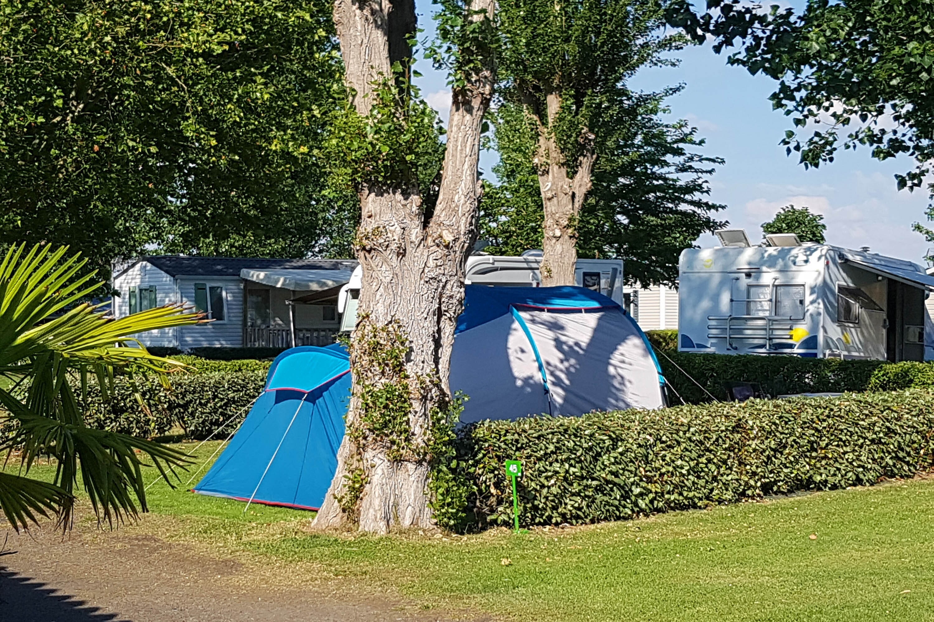 Flower Camping Le Pré des Sables