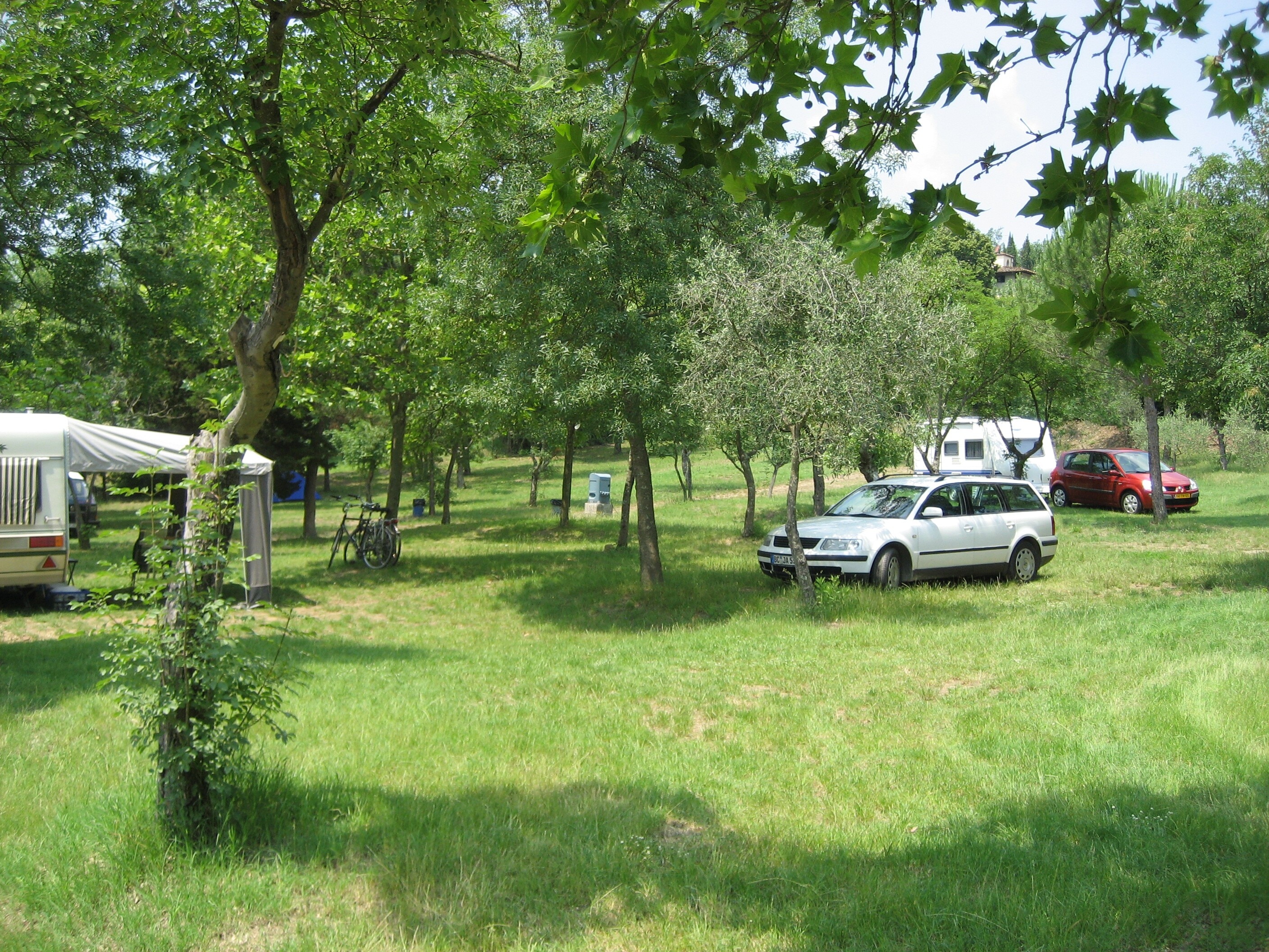 hu Firenze Certosa camping in town