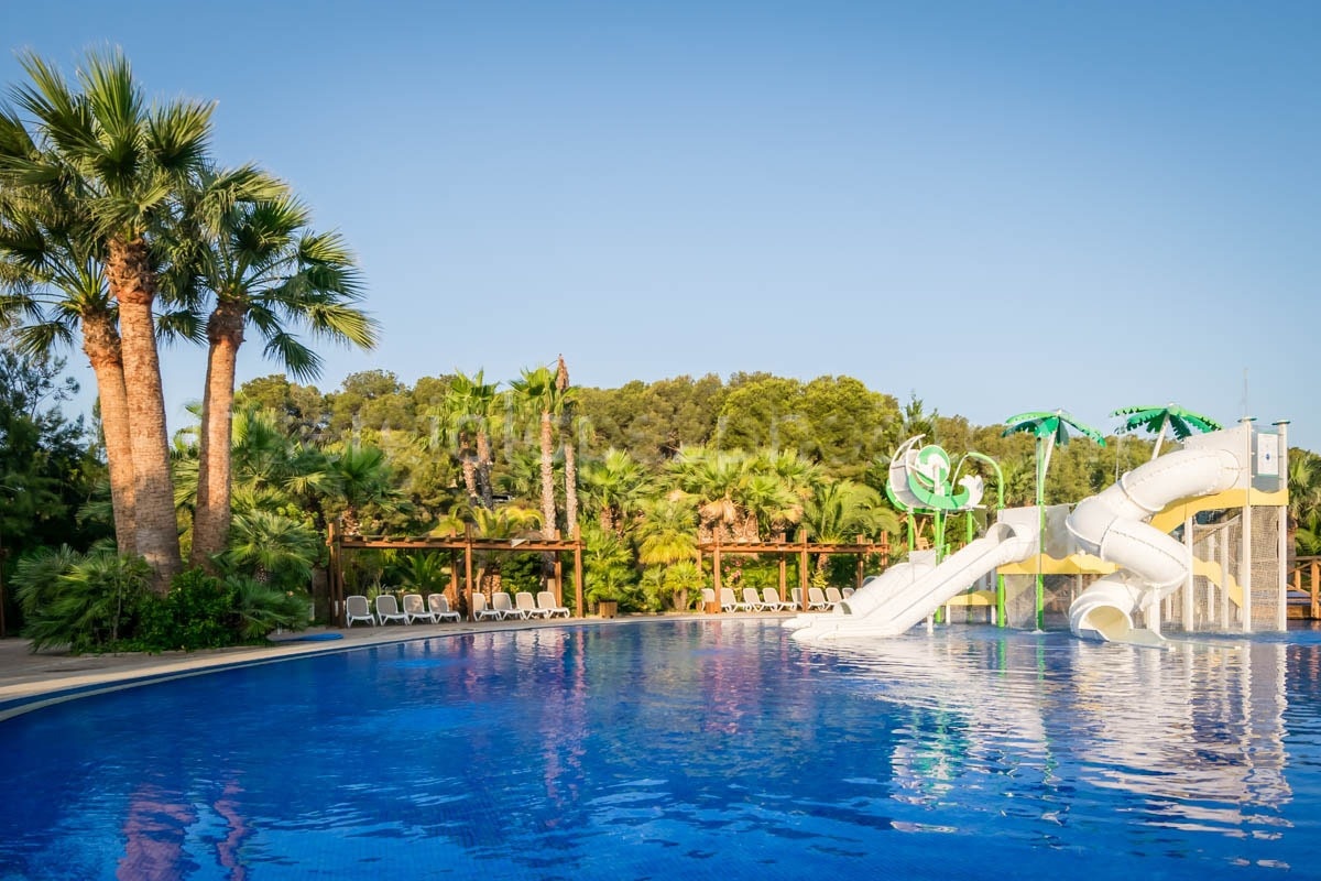 Camping Torre de la Mora S.A.