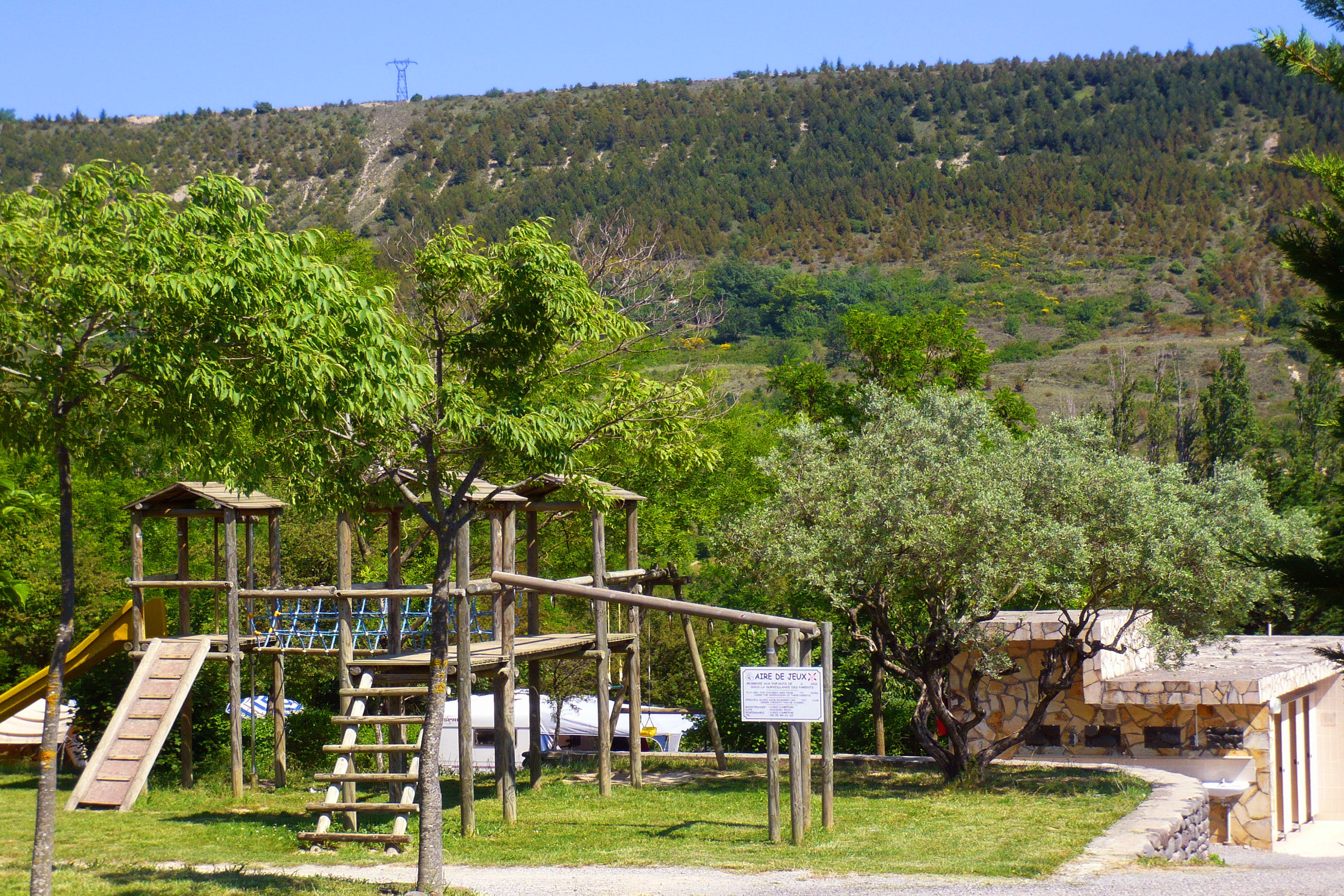 Pausado Ludo Camping