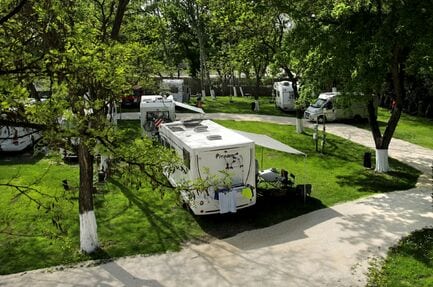Arena Camping & Guesthouse Budapest