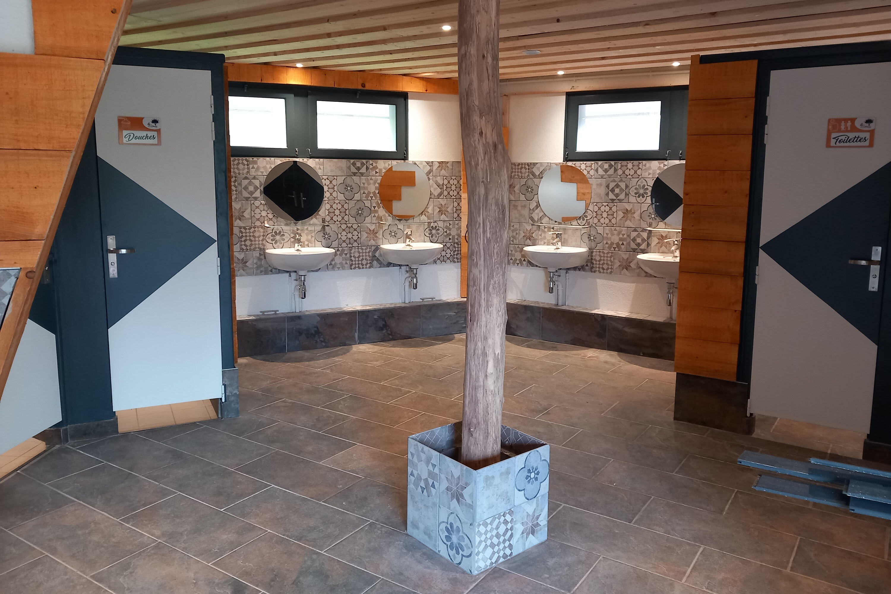 Camping L'île aux mille Charmes