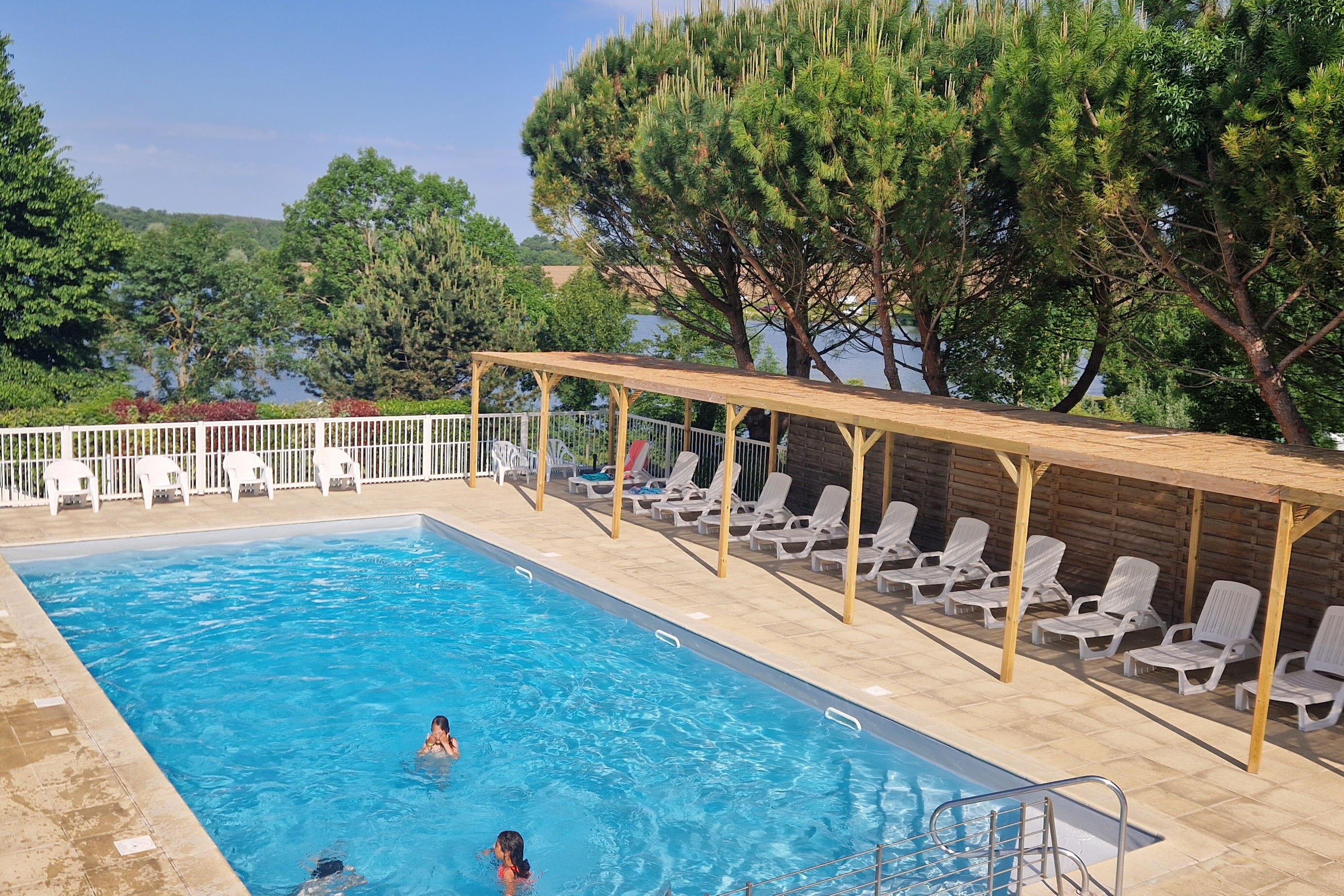 Camping Les Coteaux du Lac