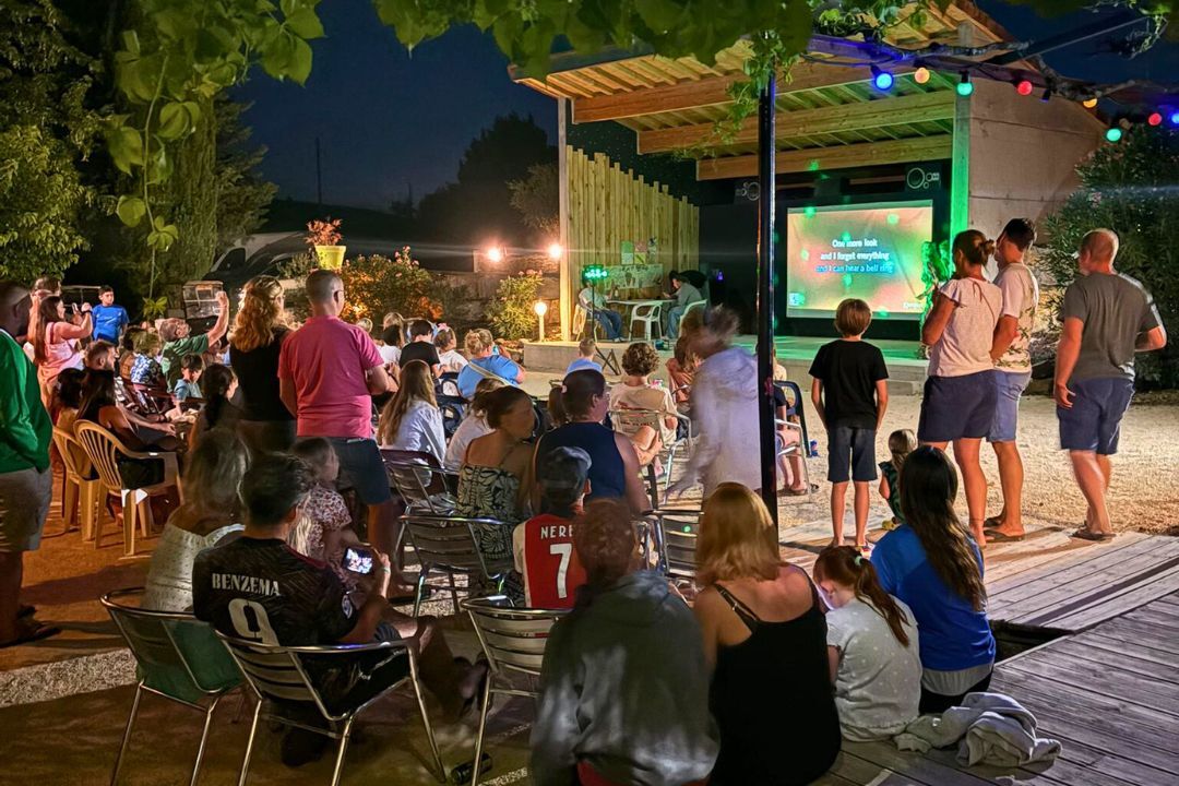 Pausado Ludo Camping