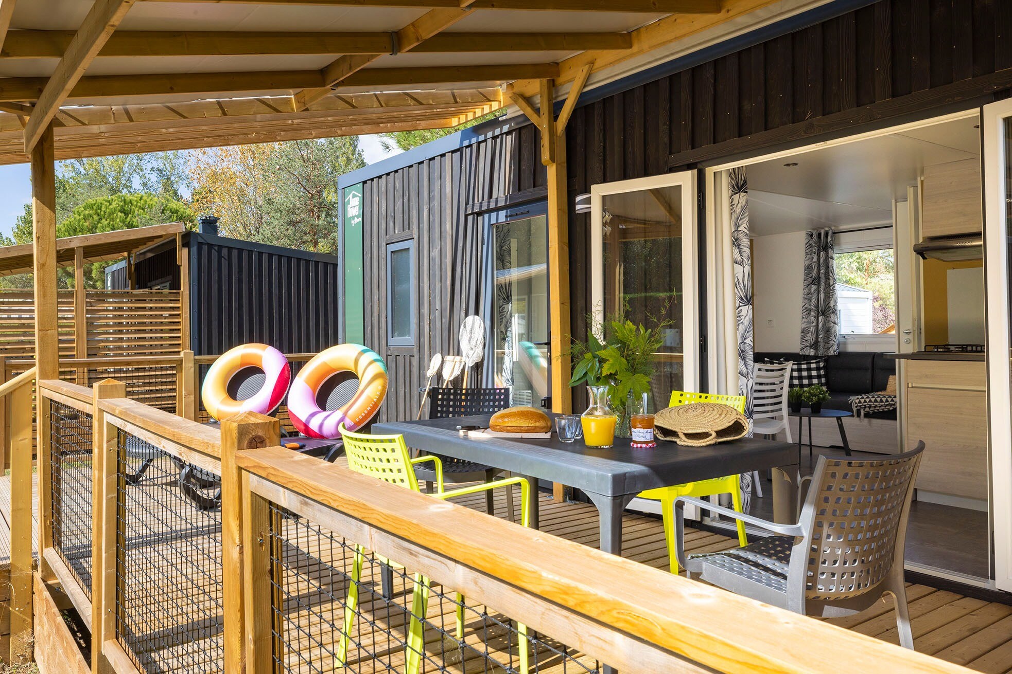 Flower Camping La Davière Plage