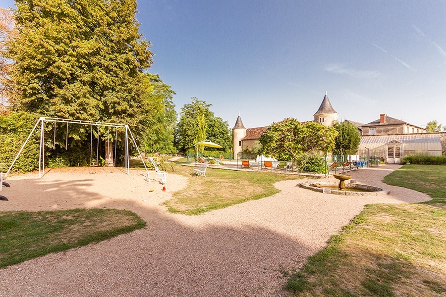 Camping Le Petit Trianon de Saint Ustre