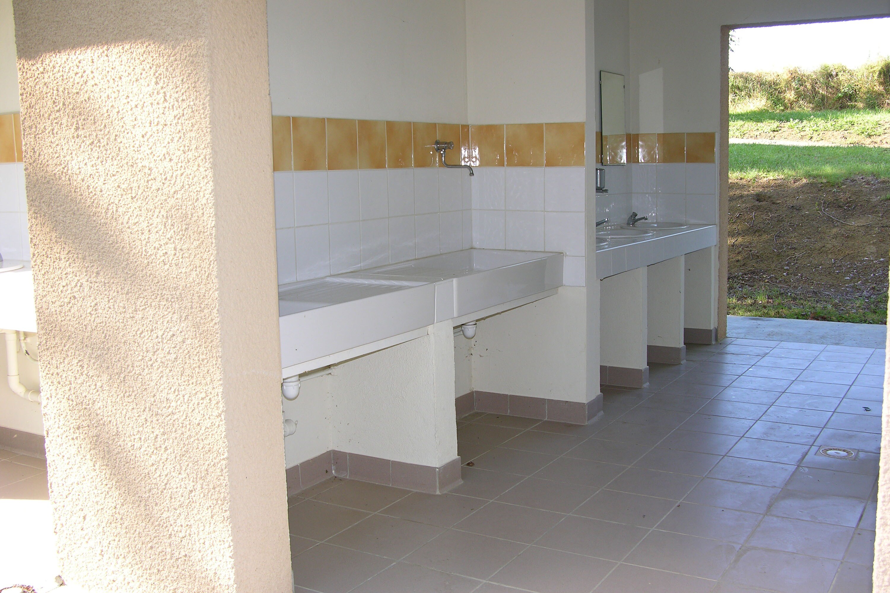 Flower Camping du Lac de la Thésauque