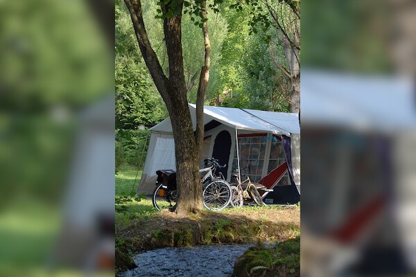 Camping Des Grottes