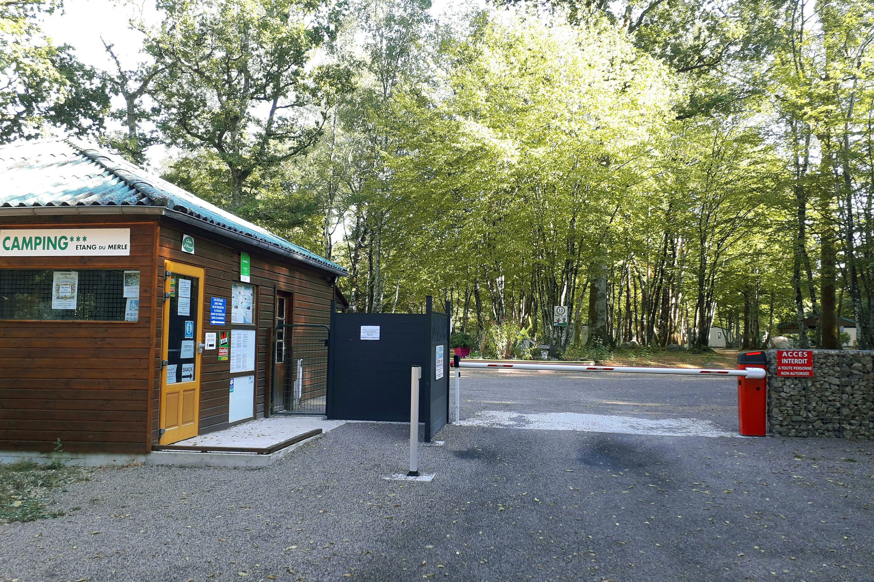 Camping de l'Etang du Merle
