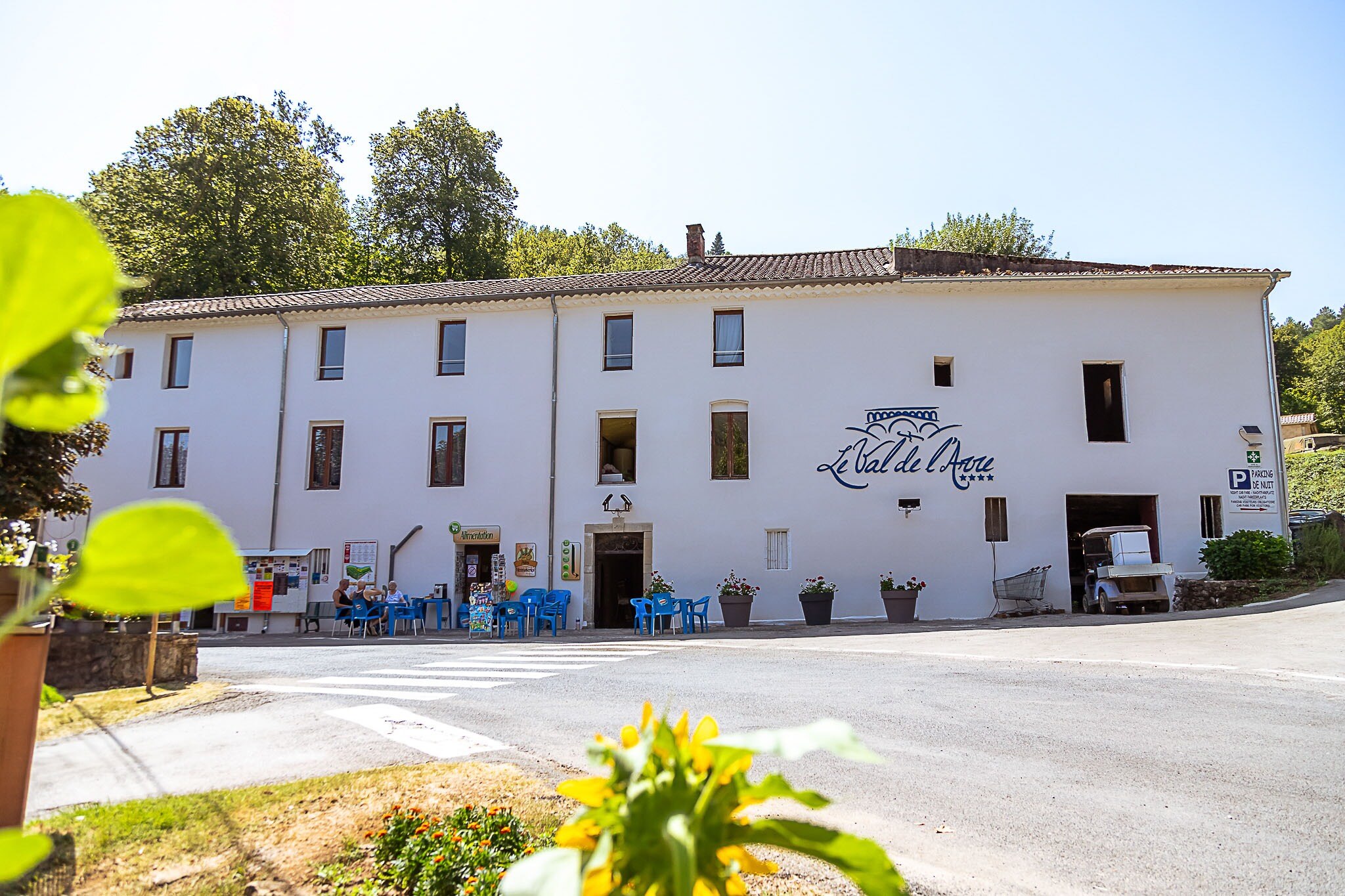 Flower Camping Le Val de l'Arre
