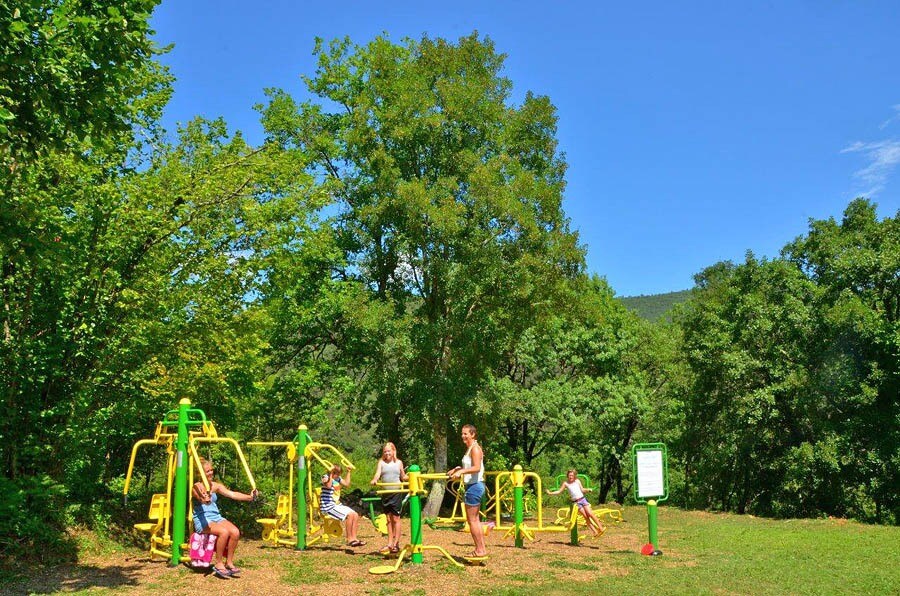 Flower Camping Le Val de l'Arre