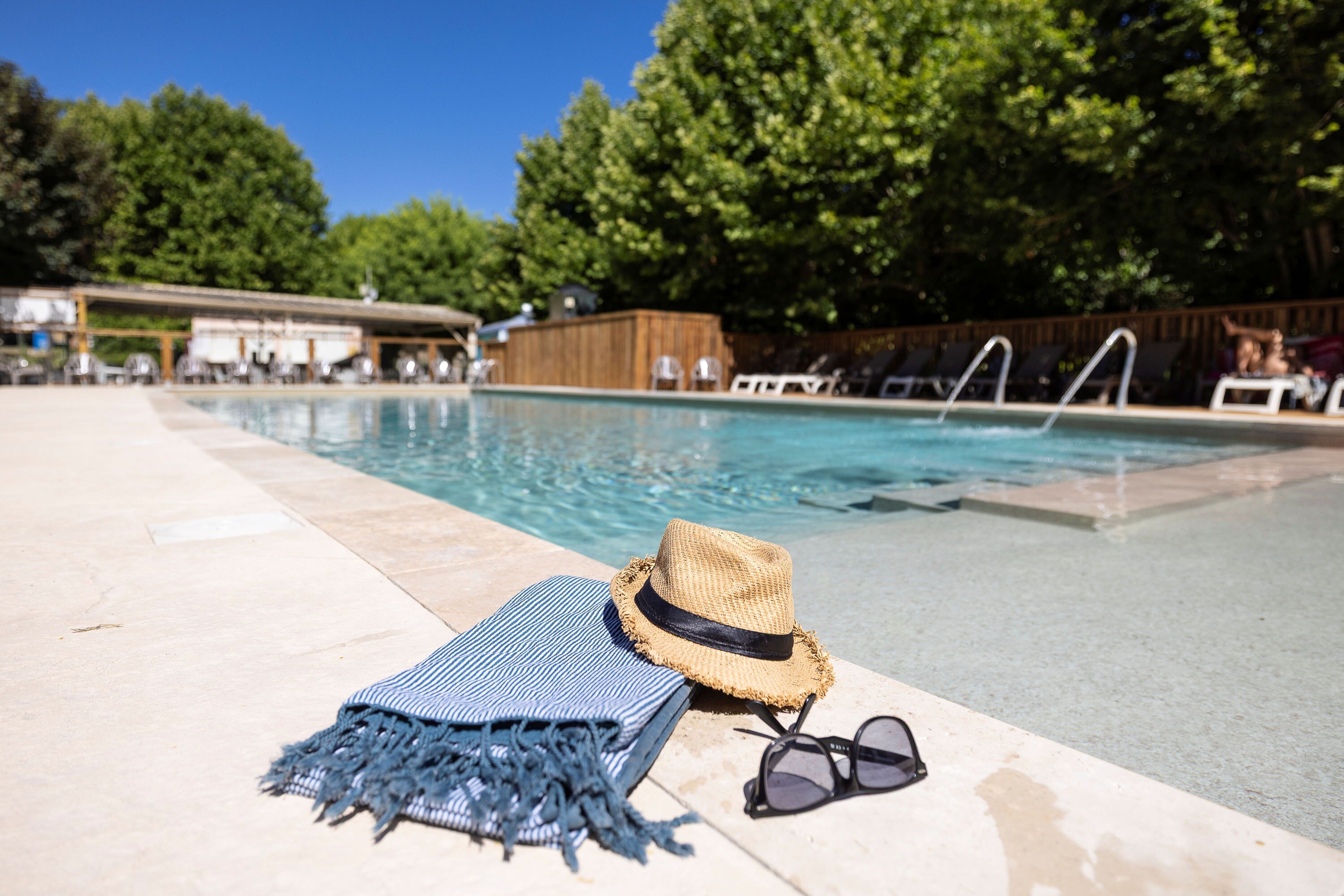 Flower Camping Le Val de l'Arre