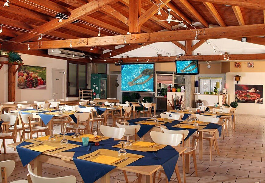 Pineto Beach Village & Camping