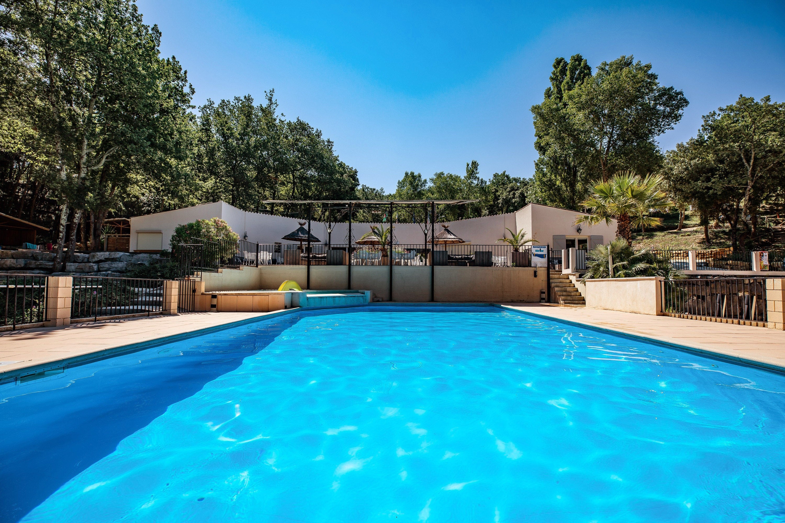 Slow Village La Roque-sur-Cèze