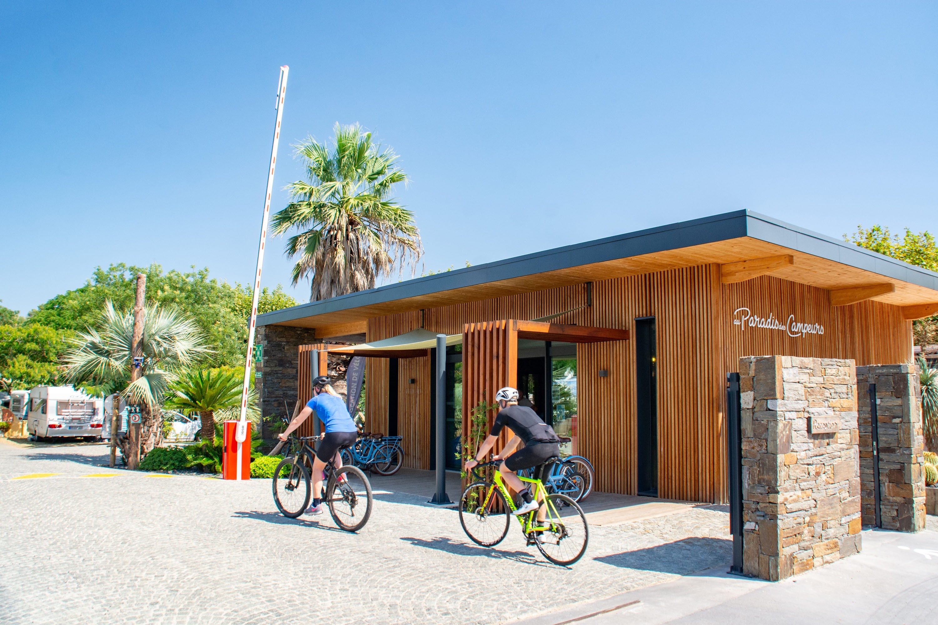 Au Paradis des Campeurs