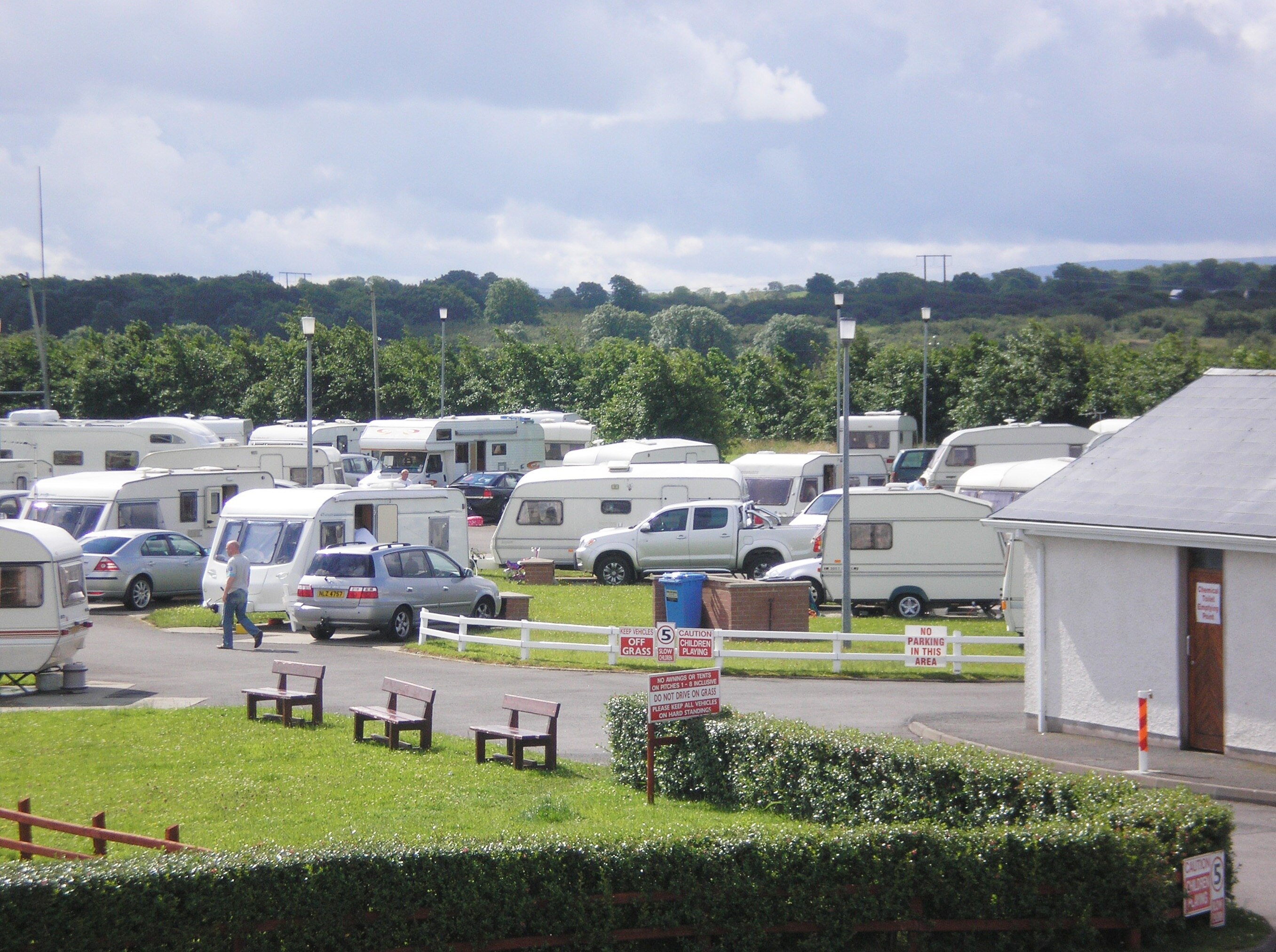 Lakeside Caravan & Camping