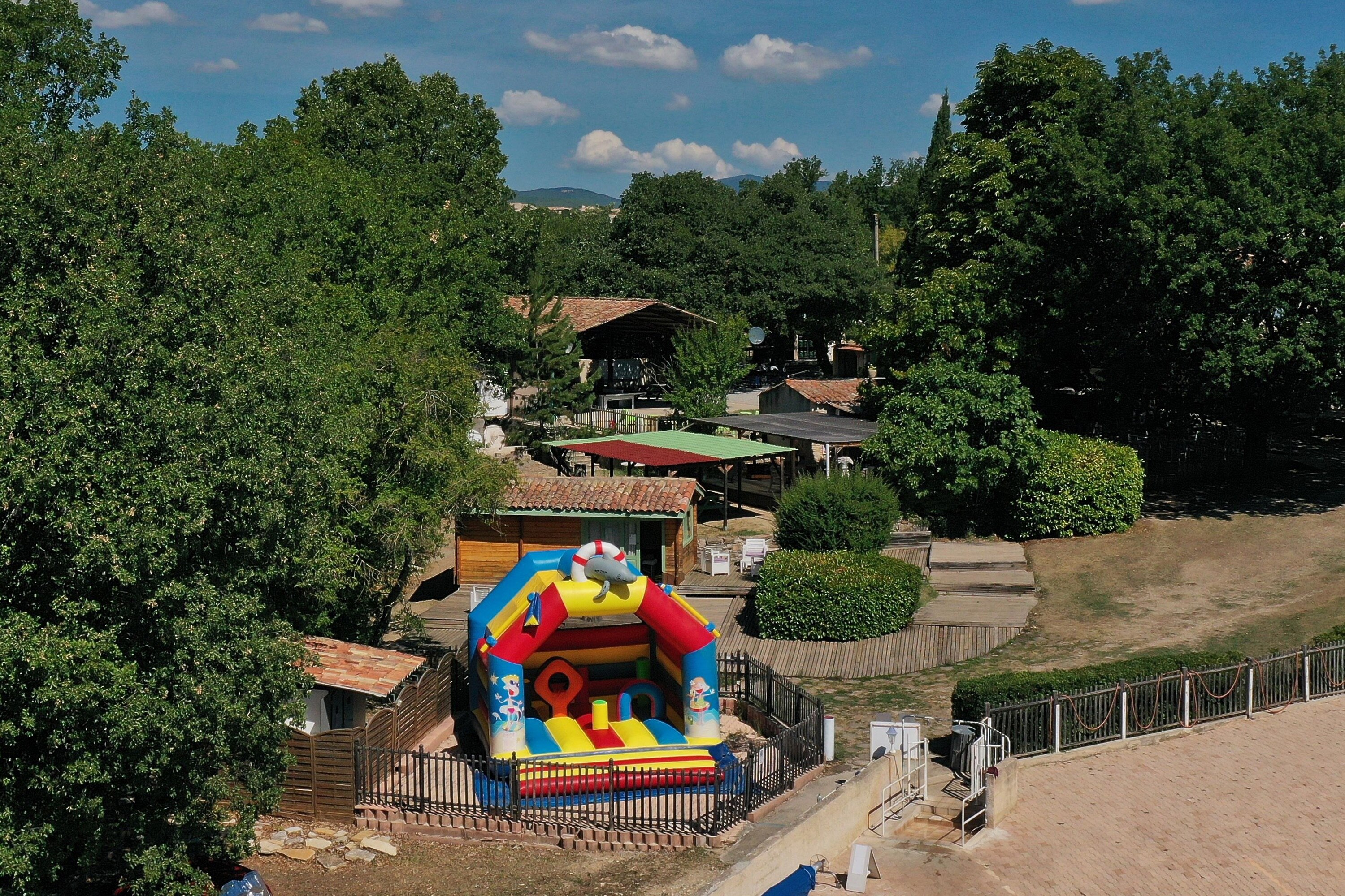 Domaine Naturiste des Lauzons