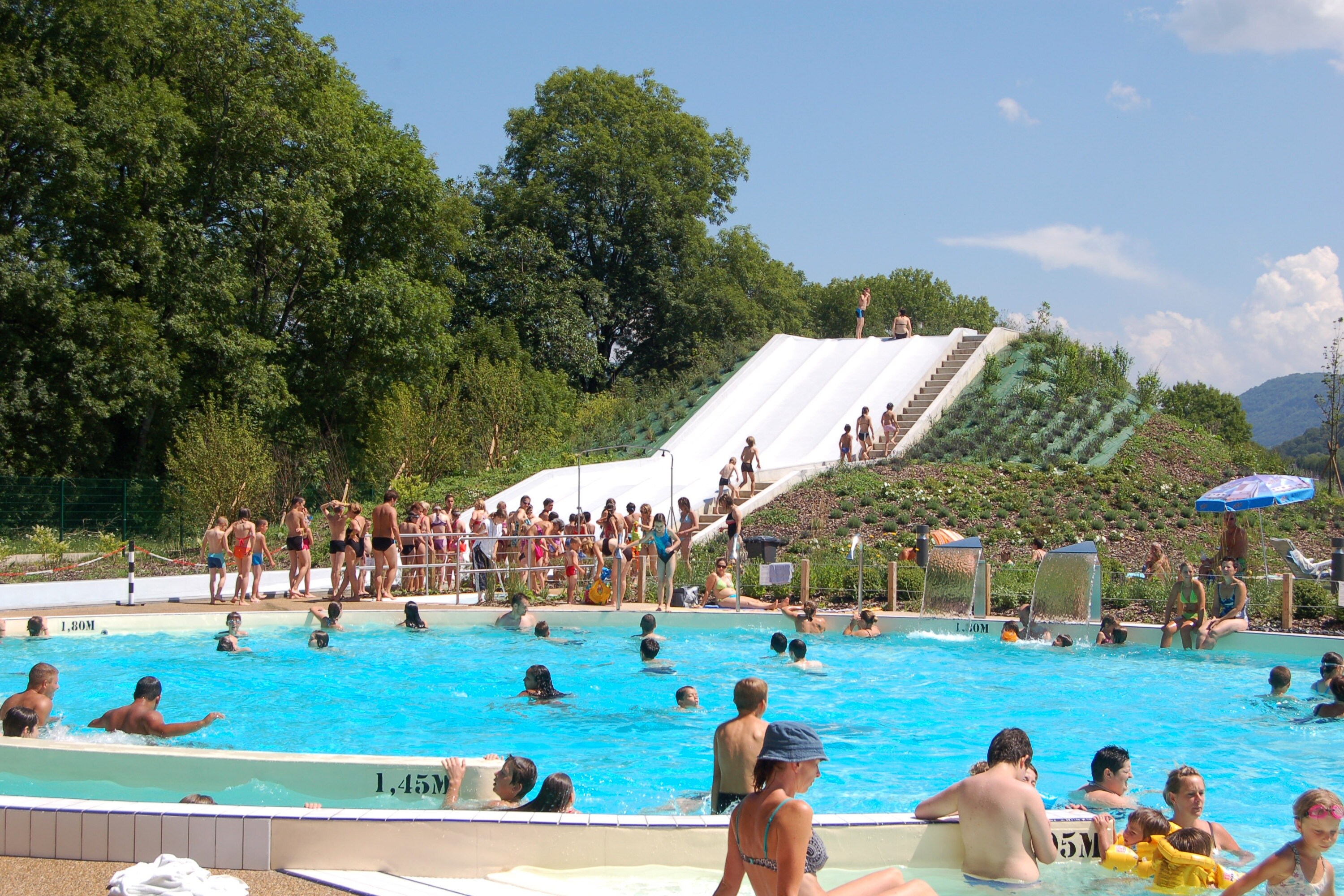 Camping La Roche d'Ully